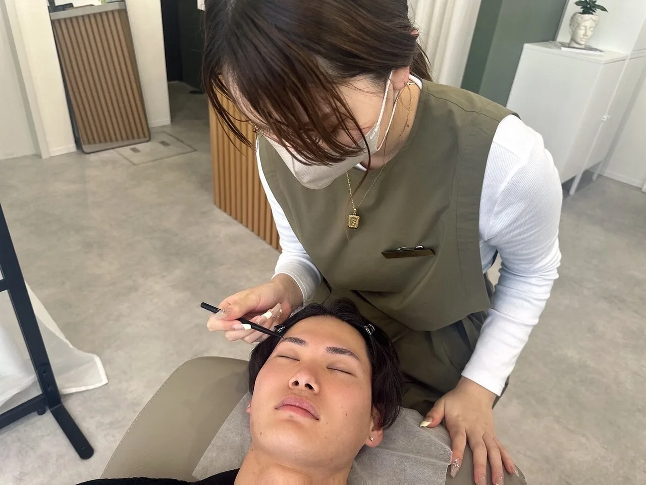 【施術】メンズ眉毛 浜松駅前