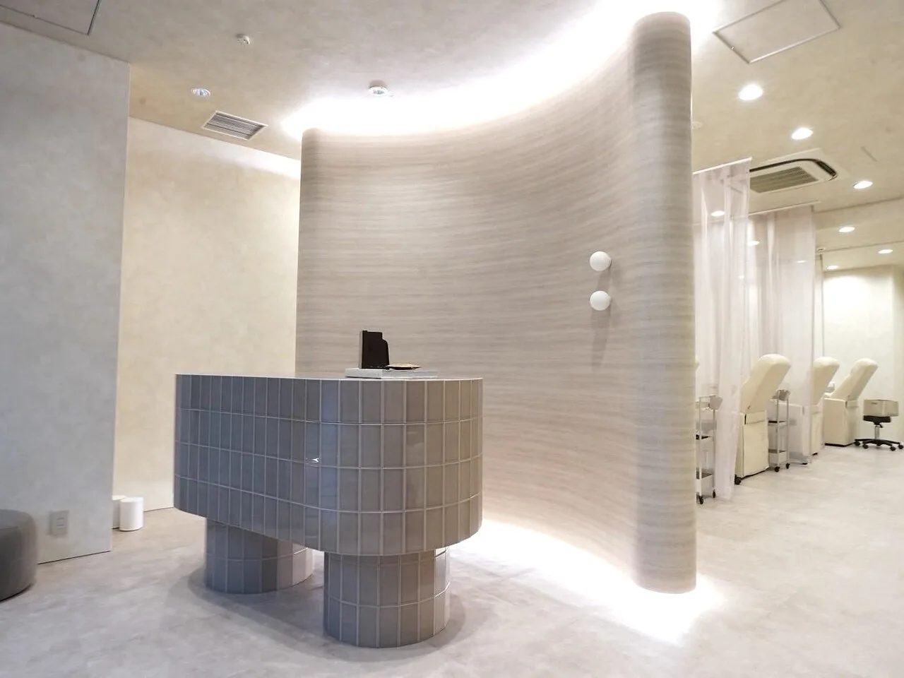 【店内】
