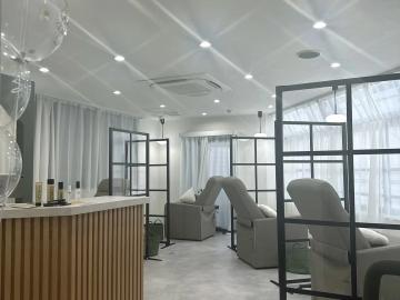 【店内】全体 メンズ眉毛